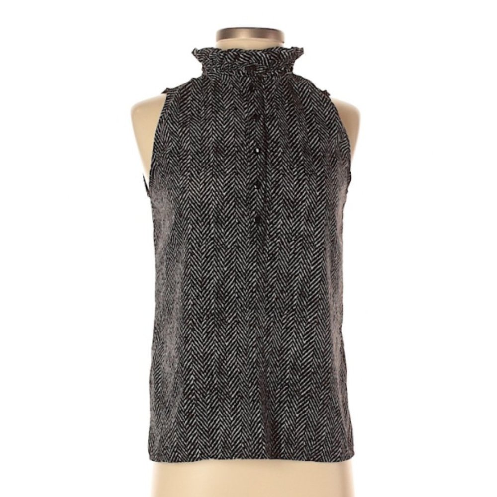 J.Crew Sleeveless Herringbone Button Down (SIZE 2)